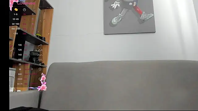 Your hot students online show from 12/03/25, 07:30