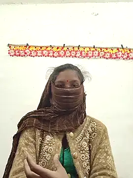 Snapshot of svfsgs16 chatting on 10/30/25, 03:27 svfsgs16 online show from 10/30/25, 03:27