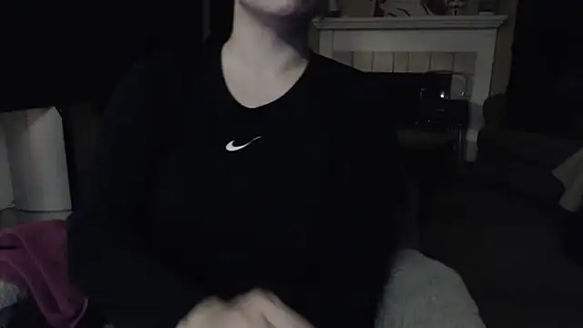 Skyl31 online show from 04/10/26, 03:02