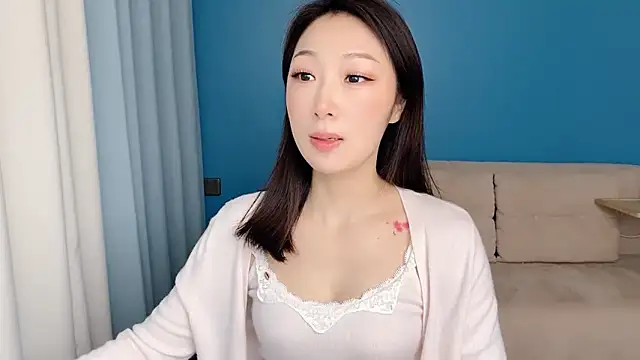 ella55-- online show from 04/29/26, 01:10