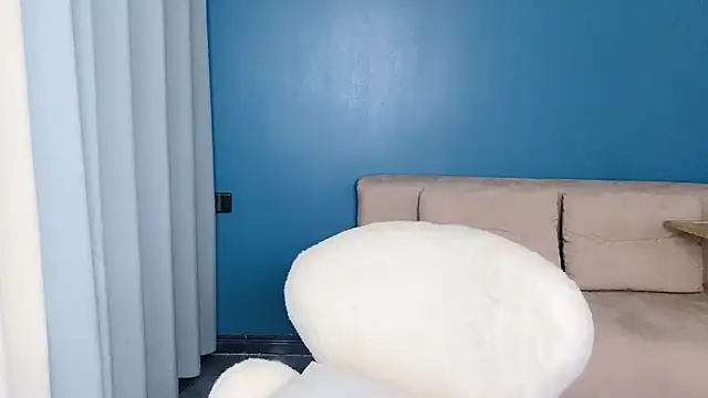 ella55-- online show from 06/20/26, 02:05