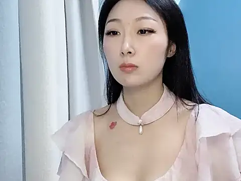 ella55-- online show from 12/03/25, 12:55