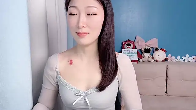 Snapshot of ella55-- chatting on 02/24/26, 10:05 ella55-- online show from 02/24/26, 10:05