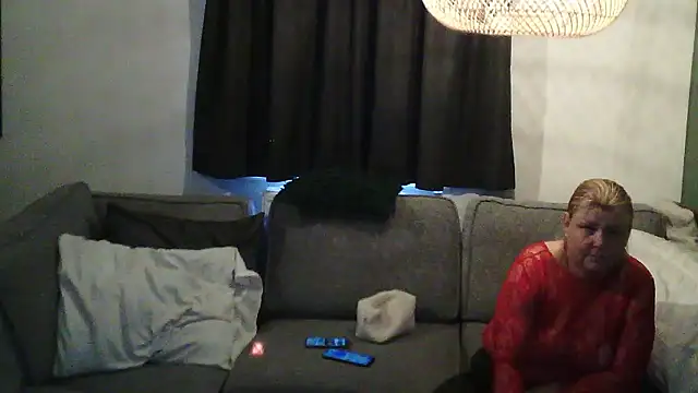 Snapshot of Sylviastar46 chatting on 01/19/26, 09:02 Sylviastar46 online show from 01/19/26, 09:02