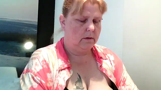 Sylviastar46 online show from 05/20/26, 06:05
