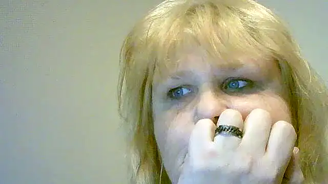 Sylviastar46 online show from 11/13/25, 05:28