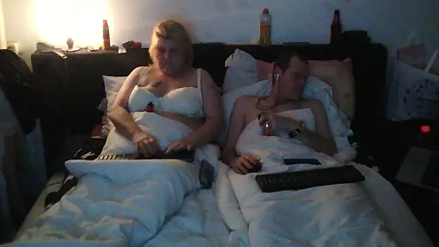 Sylviastar46 online show from 01/12/26, 08:47