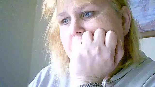 Sylviastar46 online show from 11/14/25, 10:41