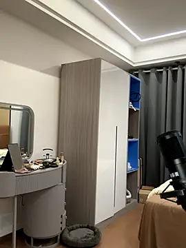 xiaojingzi66 online show from 11/23/25, 12:15