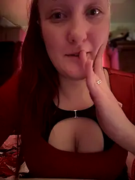 Secretly seductive wife online show from 10/29/25, 08:57