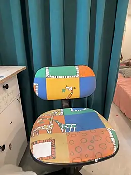 Snapshot of trinhvutrinh chatting on 12/01/25, 07:20 trinhvutrinh online show from 12/01/25, 07:20