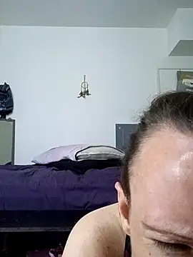 Karebearz1 online show from 04/15/26, 11:59