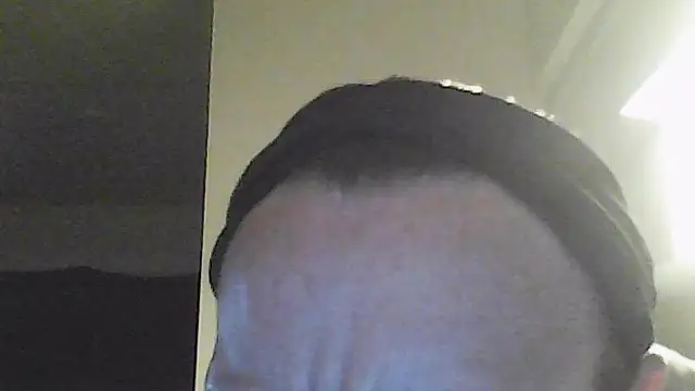 Karebearz1 online show from 04/01/26, 11:11