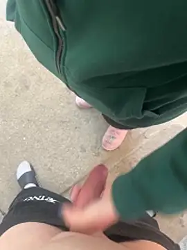 Teeny-Slut18 online show from 05/09/26, 07:34