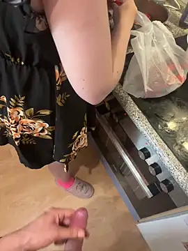 Teeny-Slut18 online show from 05/24/26, 10:37