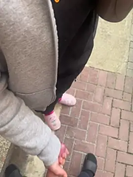 Teeny-Slut18 online show from 05/16/26, 06:45