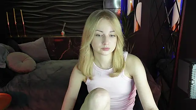 Jessie Cuti online show from 11/14/25, 01:37