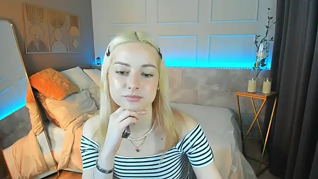 Snapshot of Jessie_Cuti chatting on 02/17/26, 01:52 Jessie Cuti online show from 02/17/26, 01:52