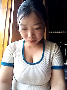 julybe online show from 03/02/26, 08:43