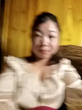 julybe online show from 03/09/26, 11:36