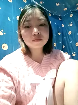 julybe online show from 11/30/25, 04:46