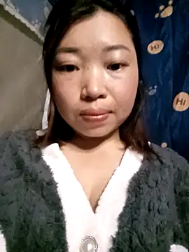 julybe online show from 02/10/26, 03:33