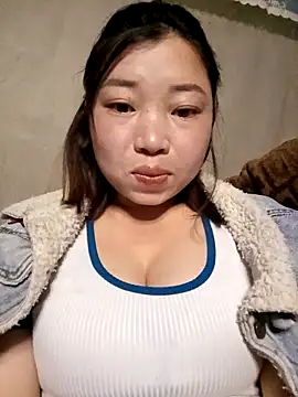 julybe online show from 02/04/26, 04:02