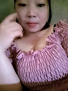 julybe online show from 11/15/25, 05:33