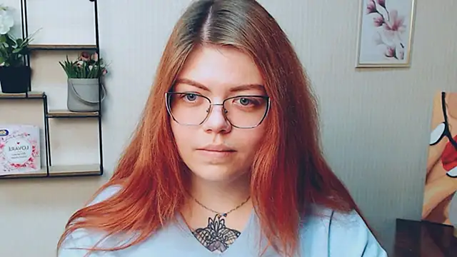 Snapshot of Lina_ri_ chatting on 10/29/25, 11:31 Lina ri  online show from 10/29/25, 11:31