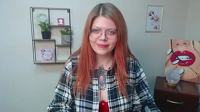 Snapshot of Lina_ri_ chatting on 11/18/25, 04:43 Lina ri online show from 11/18/25, 04:43