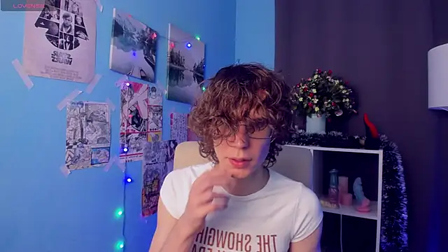 LeoBensyten online show from 12/01/25, 01:56