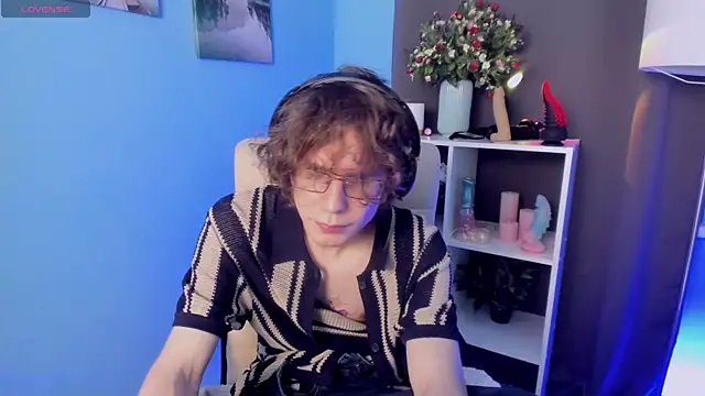 LeoBensyten online show from 11/11/25, 11:53