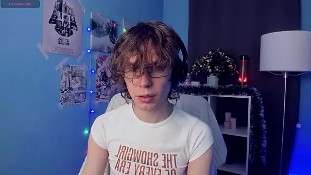 LeoBensyten online show from 11/21/25, 03:33