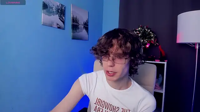 LeoBensyten online show from 11/16/25, 04:45