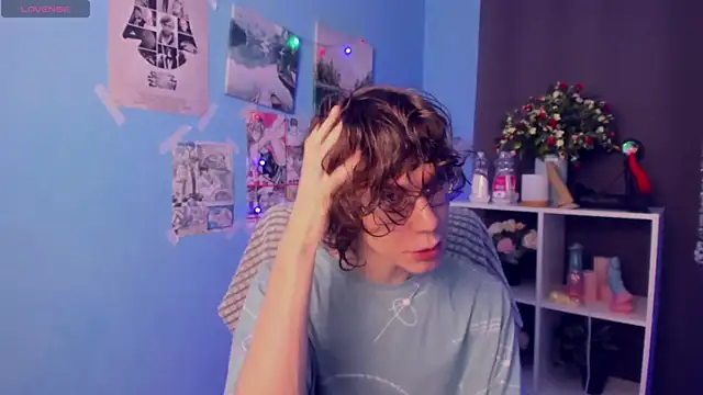 LeoBensyten online show from 12/17/25, 04:23