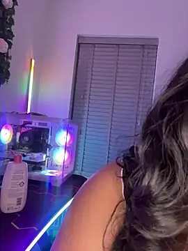 kennedylorel online show from 12/21/25, 06:20