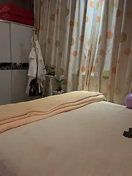 aniani11 online show from 04/08/26, 02:18