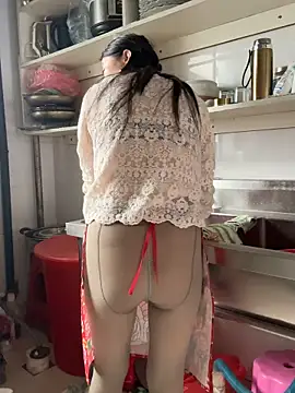 aniani11 online show from 02/01/26, 06:44