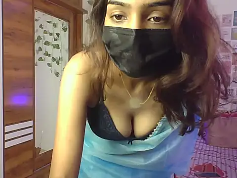 Saloni9 online show from 11/29/25, 04:45