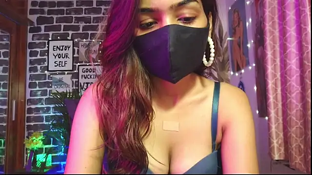 Saloni9 online show from 04/07/26, 12:45