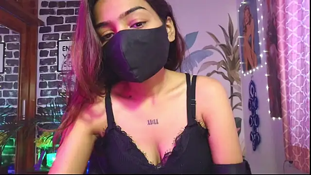 Saloni9 online show from 04/05/26, 02:40