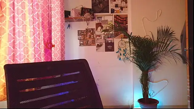 Saloni9 online show from 04/01/26, 02:35