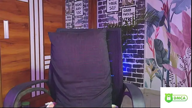 Saloni9 online show from 04/08/26, 02:57