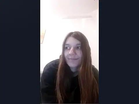 Snapshot of Zizi_Zuzu chatting on 10/29/25, 07:13 Zizi Zuzu online show from 10/29/25, 07:13