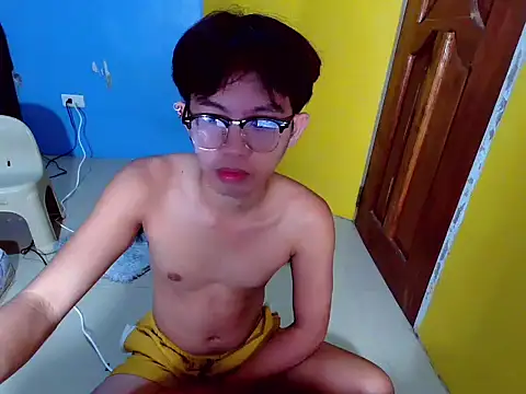 newcummersxx online show from 02/25/26, 10:26