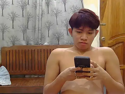 newcummersxx online show from 02/15/26, 02:27