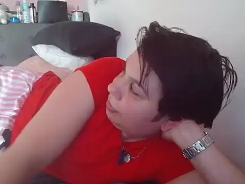 Carolineisback online show from 05/24/26, 05:02