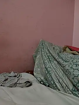 pujapujarrrr online show from 11/02/25, 08:19