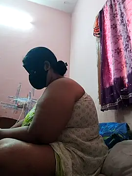 pujapujarrrr online show from 11/20/25, 05:52