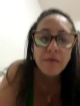 Snapshot of marjolyproibida chatting on 10/30/25, 11:08 marjolyproibida online show from 10/30/25, 11:08